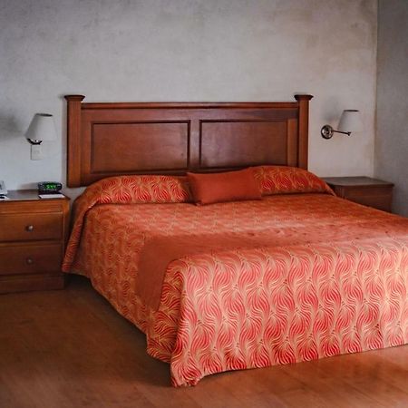 Hostal De La Monja Durango Buitenkant foto